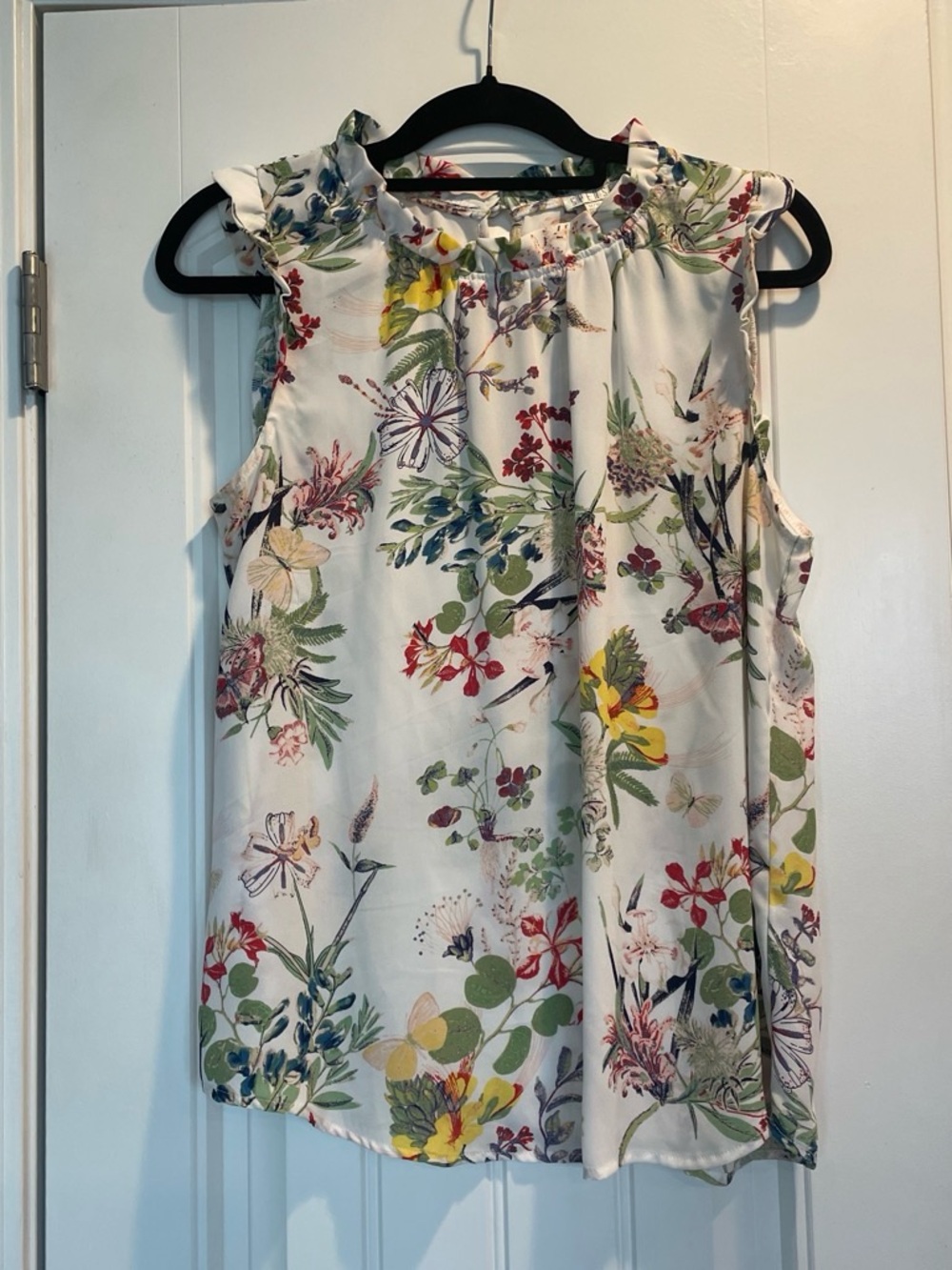 Spense White Floral Sleeveless Blouse Womens Medium Ruffle Neck Top